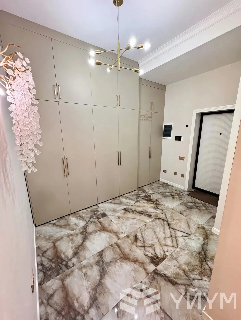 1-к. квартира, 60 м² — фото 1